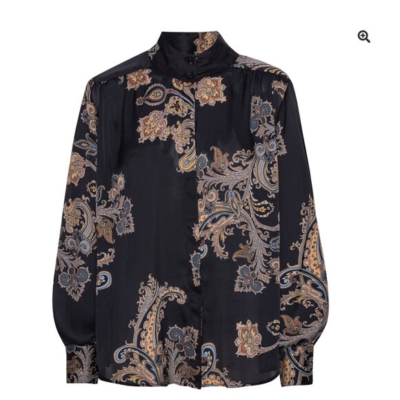 *** NWT *** Noelle Shirt - Paisley Blue! - Picture 1 of 2